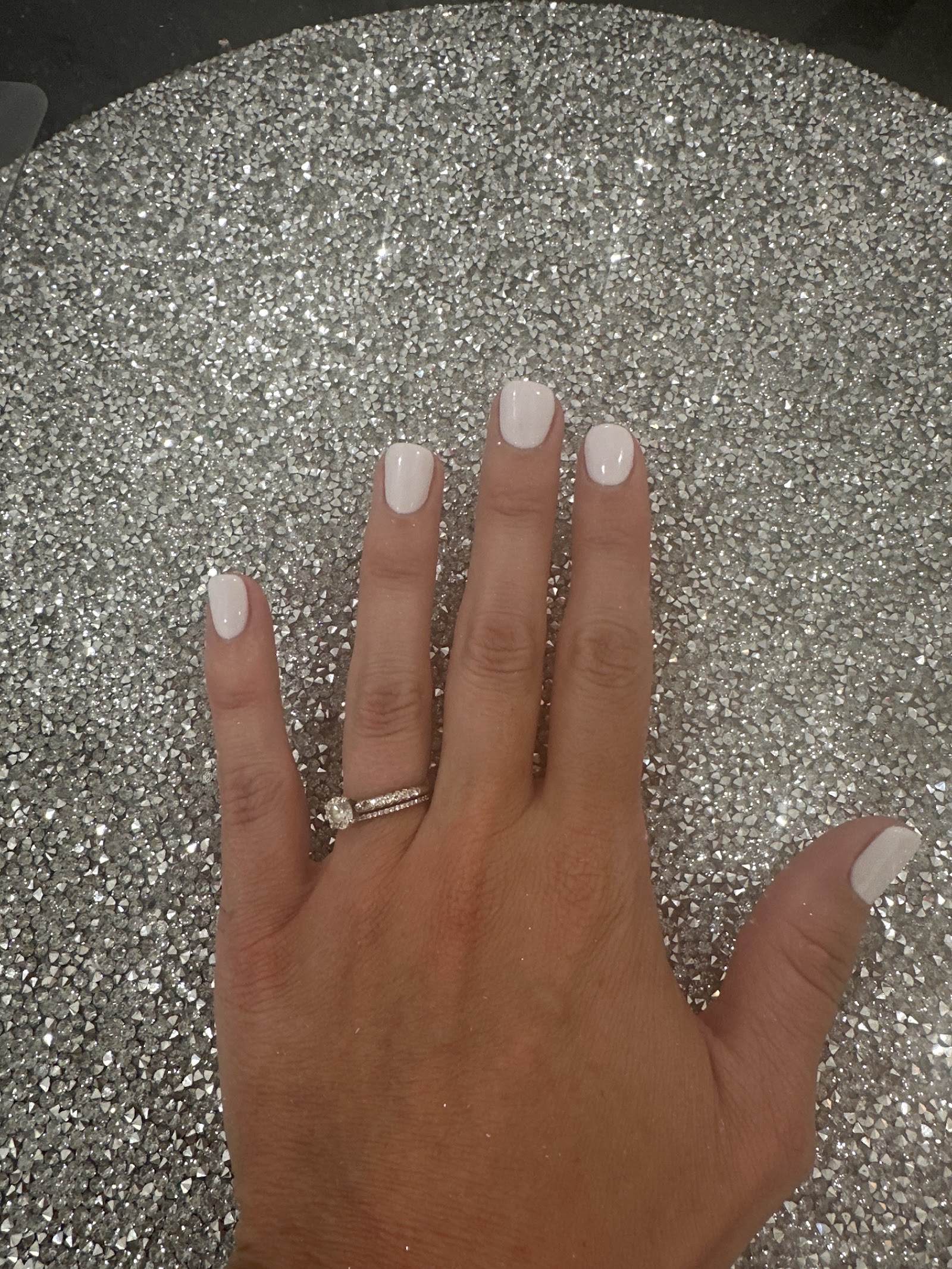 Dazzling Nails nail photo 3
